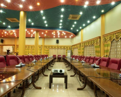 Bandar-e-Abbas-Atilar-07.jpg