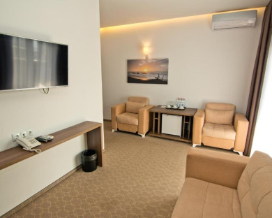 Batumi-SkyInn-9.jpg