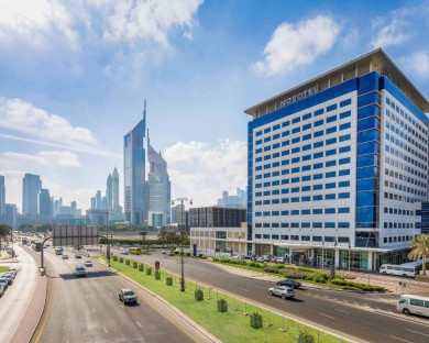 Dubai-NovotelWorldTradeCenter-2.jpg
