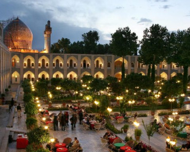 Esfahan-Abbasi-31.jpg
