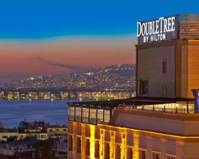 Izmir-DoubletreeByHiltonAlsancak-1.jpg
