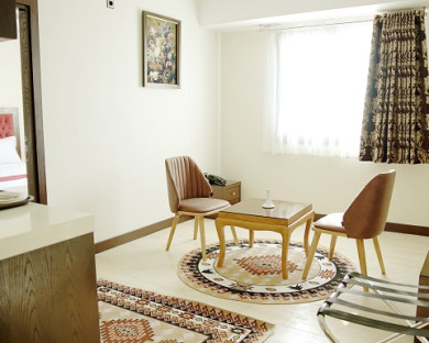 Mashhad-Erika-07.jpg