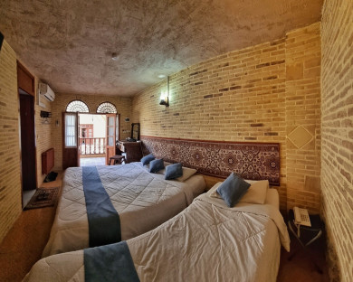 Shiraz-Foroughmehr-33.jpg
