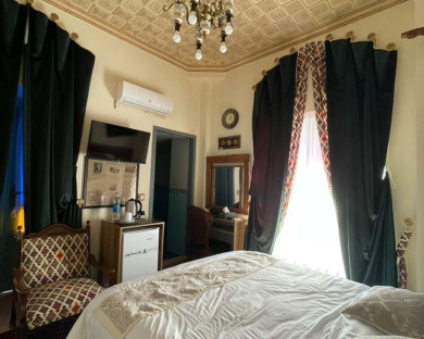 Shiraz-Shahparioun-11.jpg