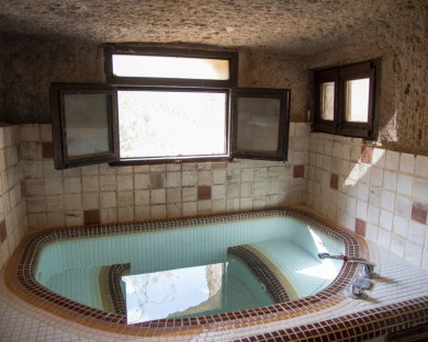 Tabriz-Laleh-50.jpg