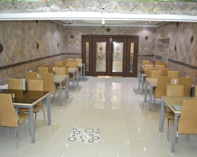 Tehran-Hafez-03.jpg