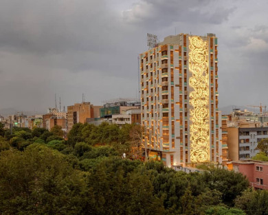 Tehran-TehranRoyal-2.jpg