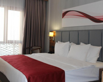Van-Ramada-8.jpg