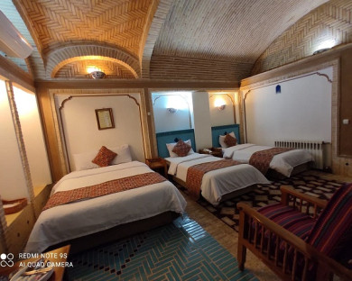 Yazd-BaghMoshirOlMamalek-81.jpg