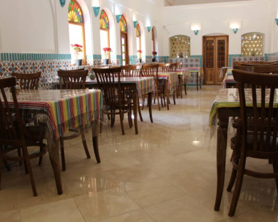 Yazd-Darbar-05.jpg