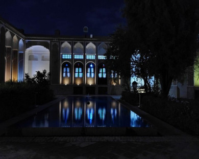 Yazd-Laleh-58.jpg