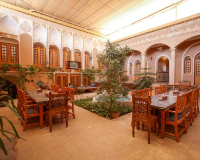 Yazd-Pars-02.jpg