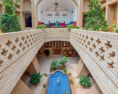 Yazd-YazdanGerd-1.jpg