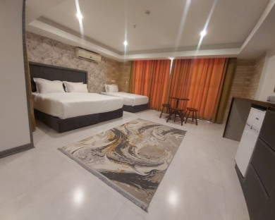 shiraz-delgosha-5.jpg