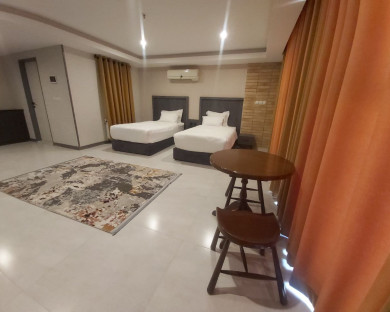shiraz-delgosha-7.jpg