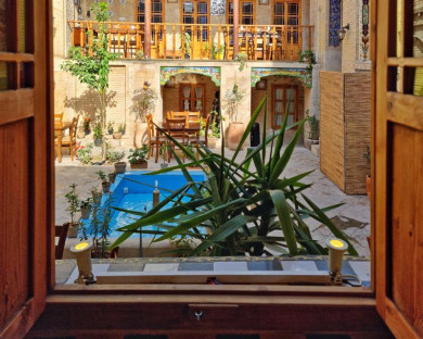 shiraz-irandokht-4.jpg